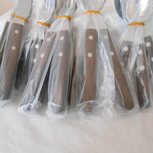 Annova Set 20 Stainless Steel Silverware Flatware Brown Woodgrain Look Handles - Picture 6 of 6